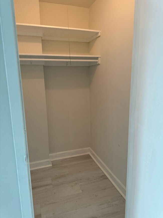 Photo - 1011 Arlington Blvd Unit 925
