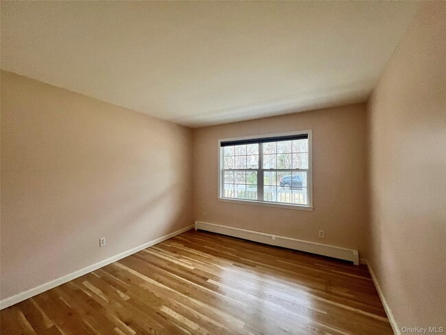 Photo - 7 Deborah Dr