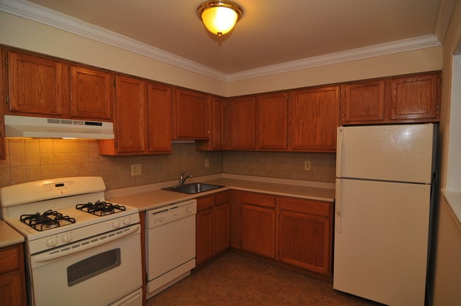 Photo - Randolph Village