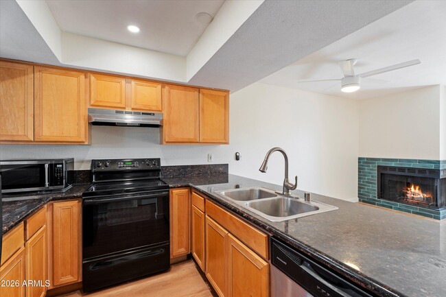1065 W 1st St Unit 114