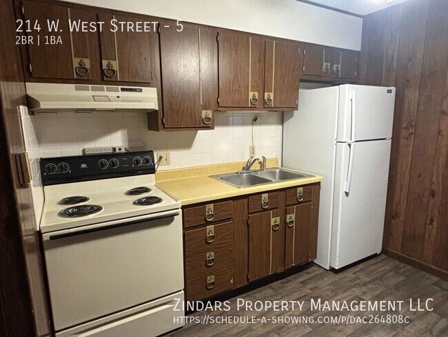 Photo - 214 W West St Unit 5