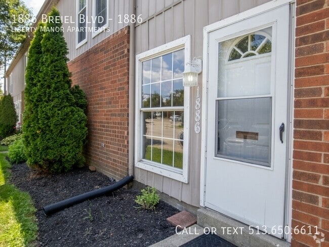 Building Photo - 1886 S Breiel Blvd Unit 1886 Rental