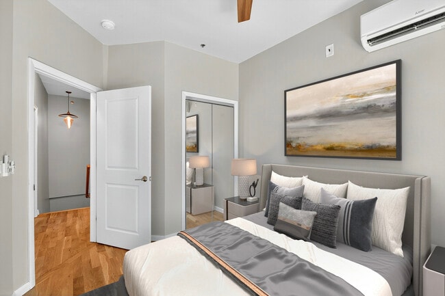 Bedroom - 58 Giles Ave Unit #2