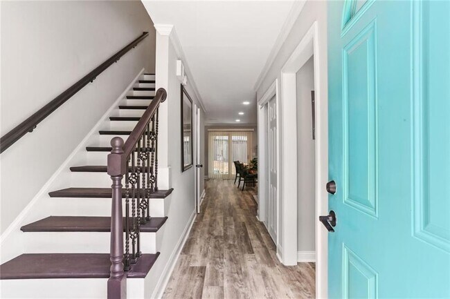 Photo - 1804 Cumberland Valley Pl SE