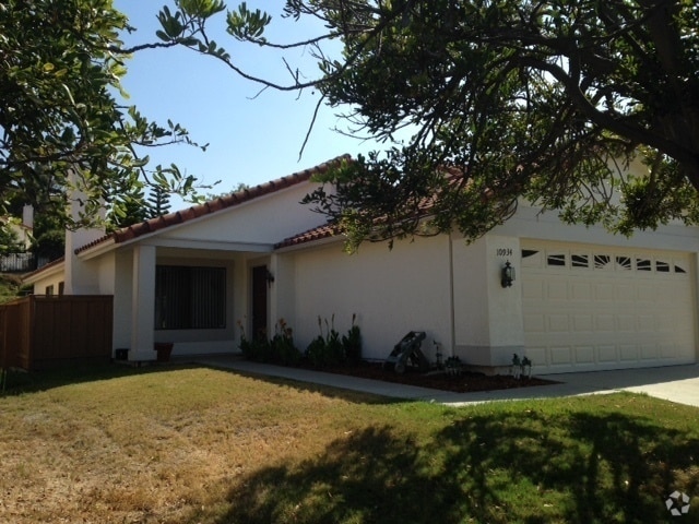 Building Photo - 3BD 2BA House in Sabre Springs
