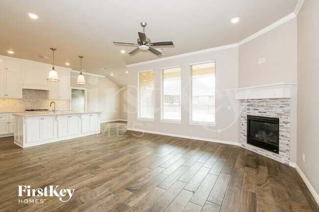 Photo - 616 Texoma Dr