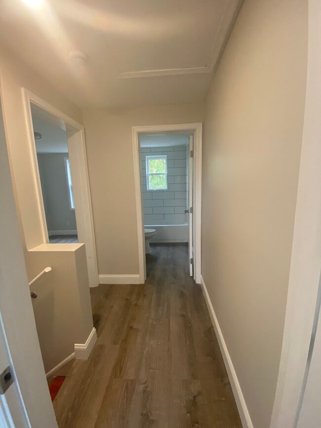 Photo - 2841 Round Rd