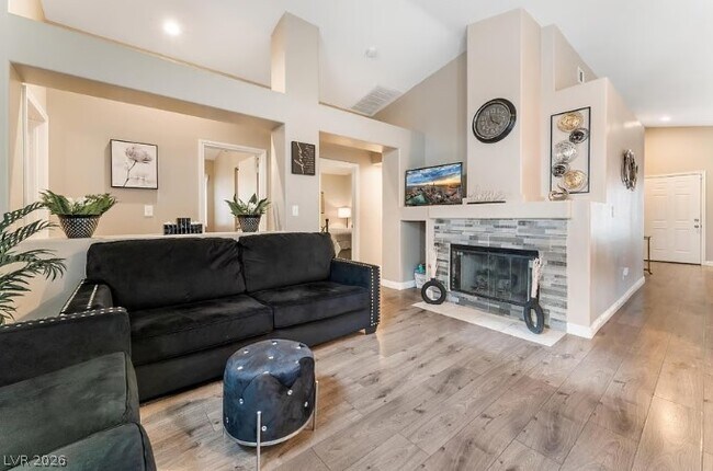 Photo - 6669 Lucky Strike Way