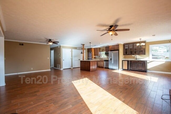 Photo - 2813 Edgewood Rd