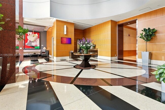 Photo - 244 Biscayne Blvd Unidad 2405