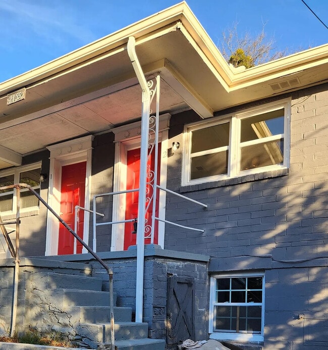 Photo - Room in Duplex on M.L.K. Jr Dr SW