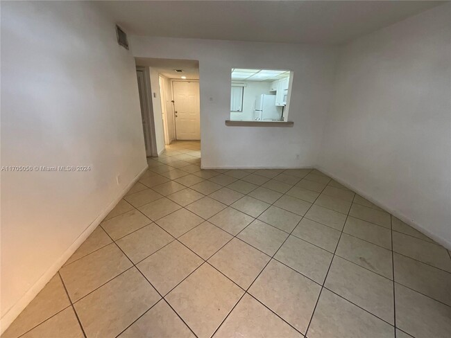 Photo - 17901 NW 68th Ave Apartment Unit Q106