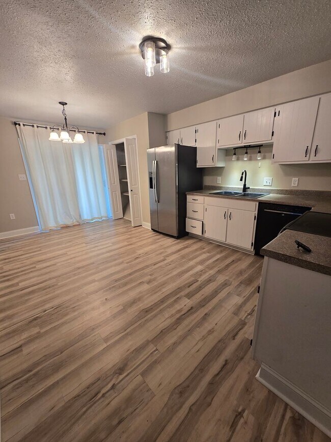 Photo - 722 Pear Tree Cir Unit 722 Pear Tree Cir.