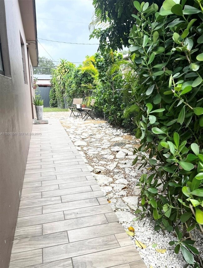 Photo - 11241 SW 7th Terrace Unit B