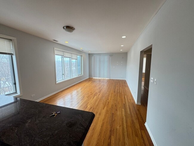 Photo - Bright & Spacious 2 Bed / 2 Bath Condo with Hardwood Floors, Granite Kitchen & Walk-In Closets