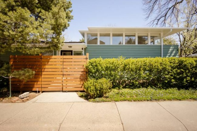 Photo - 2102 Mariposa Ave