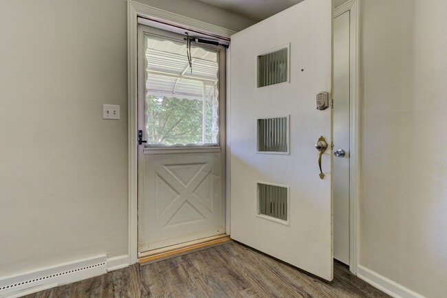 Photo - 1724 Northgate Rd