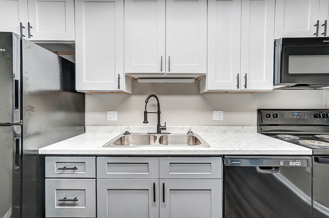 Poplar Ridge Apartments