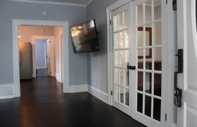 Photo - 1110 North St