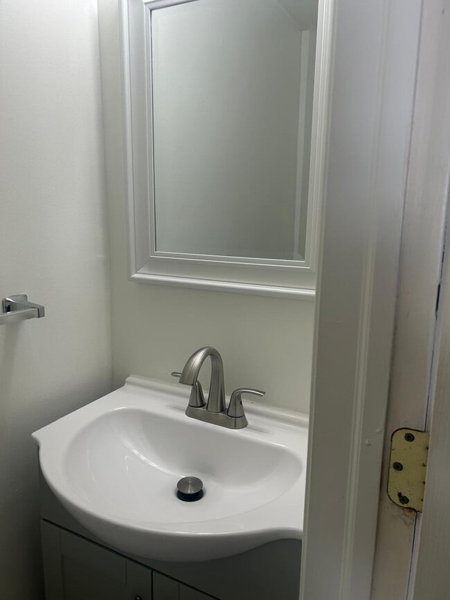 Photo - 523 Balsam Terrace