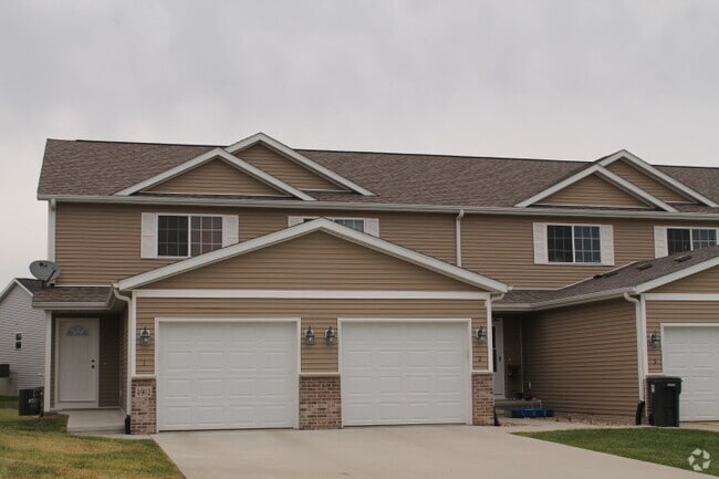 Building Photo - 4902 Algonquin Dr Unit #1 Rental