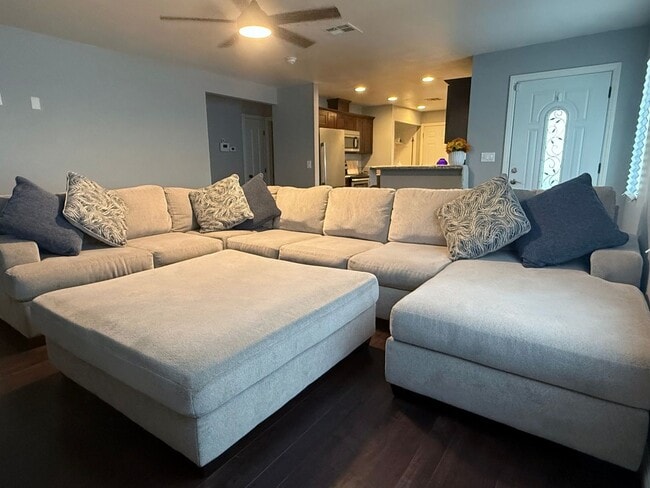 Photo - 1040 Canosa Ave