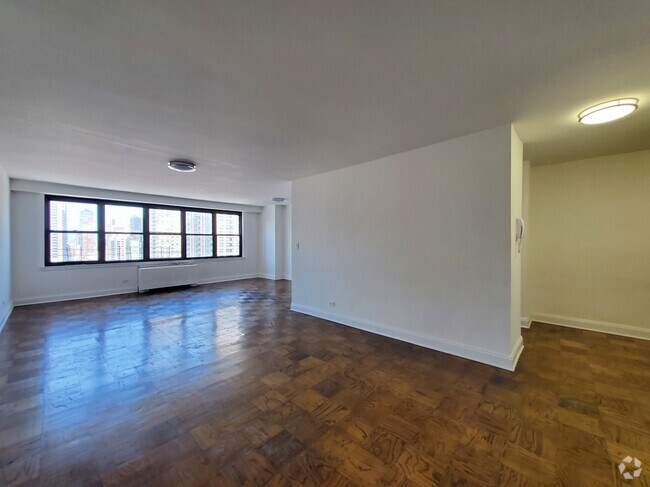 Building Photo - 240 E 82nd St Unit 19A Rental