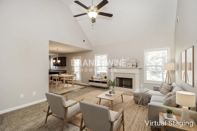 Photo - 212 Depot Ln
