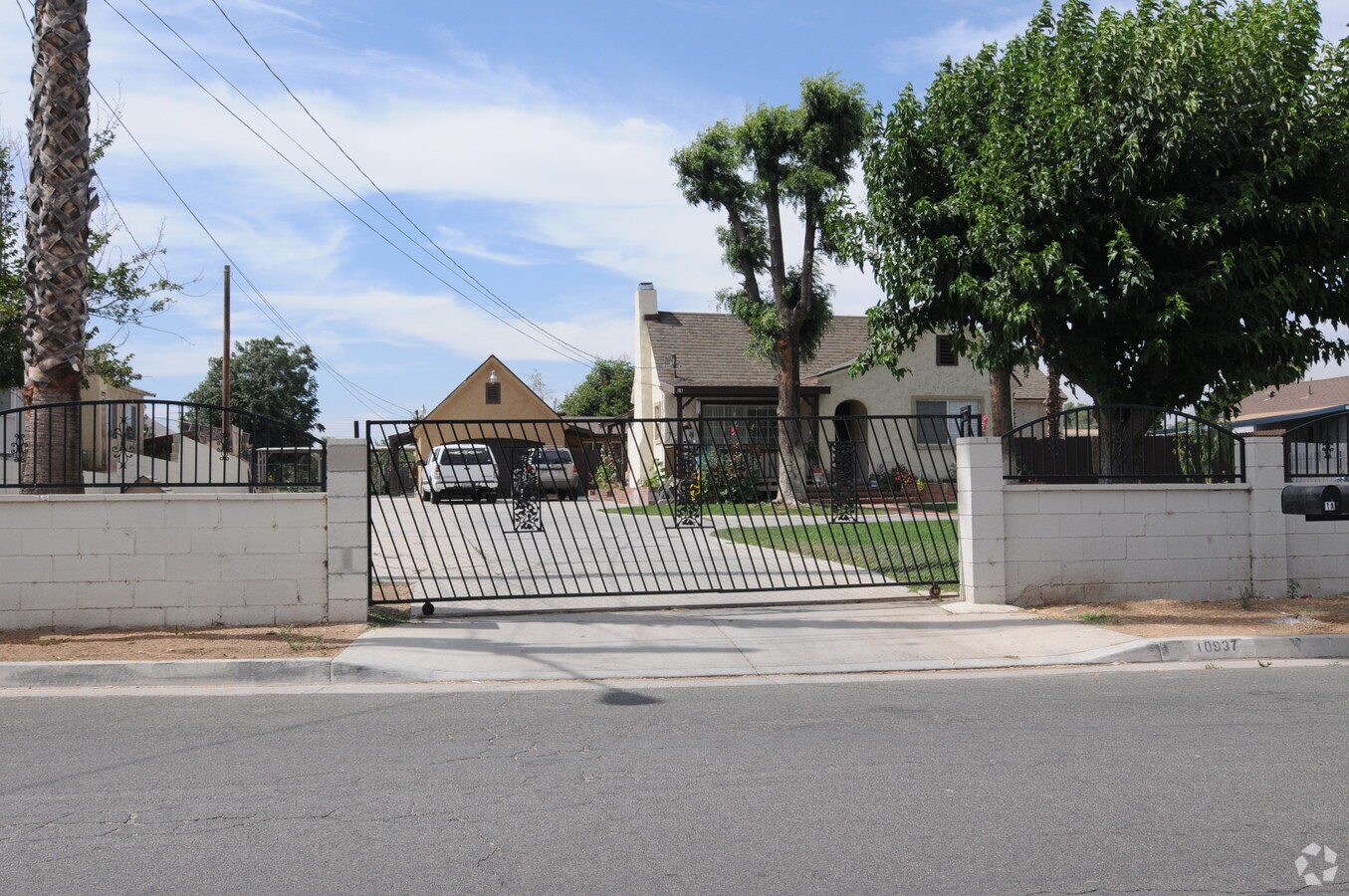 Photo - 10937 Sunnyslope Dr