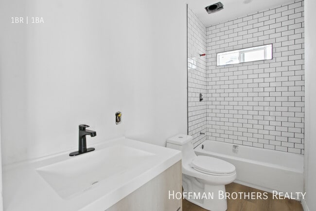 Photo - 2694 James M Wood Blvd Unit 3