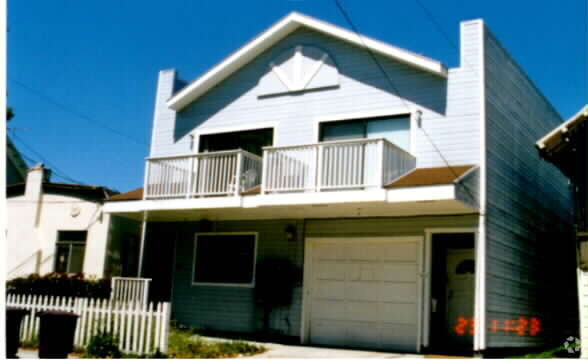 Photo - 367 Lester Ave