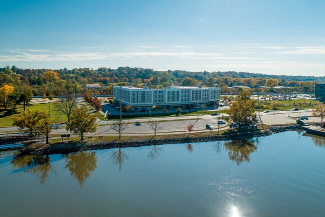 WaterFront Apartments - WaterFront Apartments