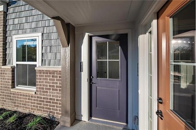 Photo - 618 Foxhill Dr