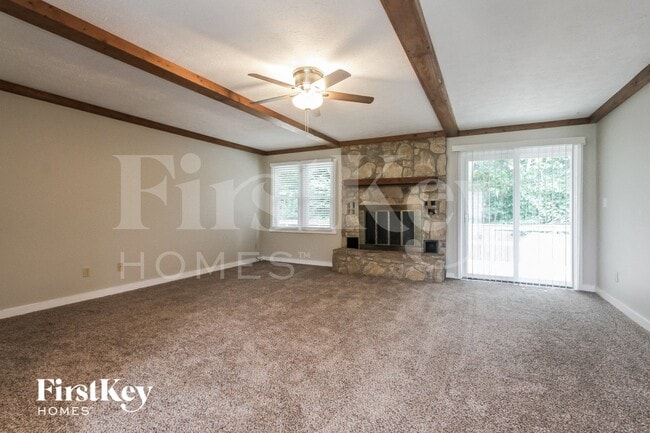 Photo - 525 Thornberry Dr