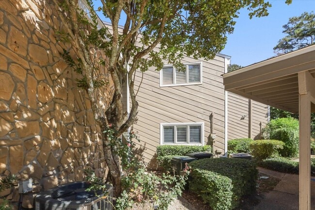 Photo - 3108 Ironwood Dr