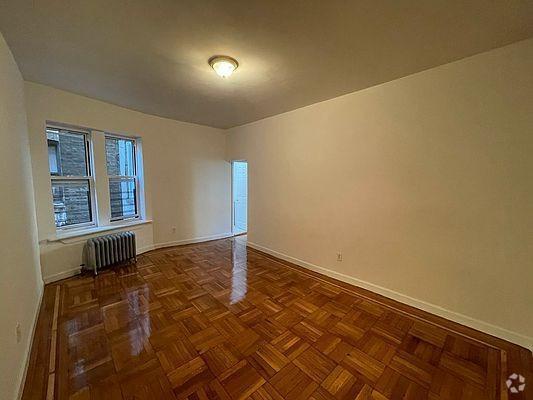 Building Photo - 1 bedroom in BRONX NY 10457 Unit 2B Rental