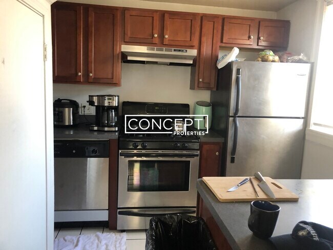 Photo - 87 Sheridan St