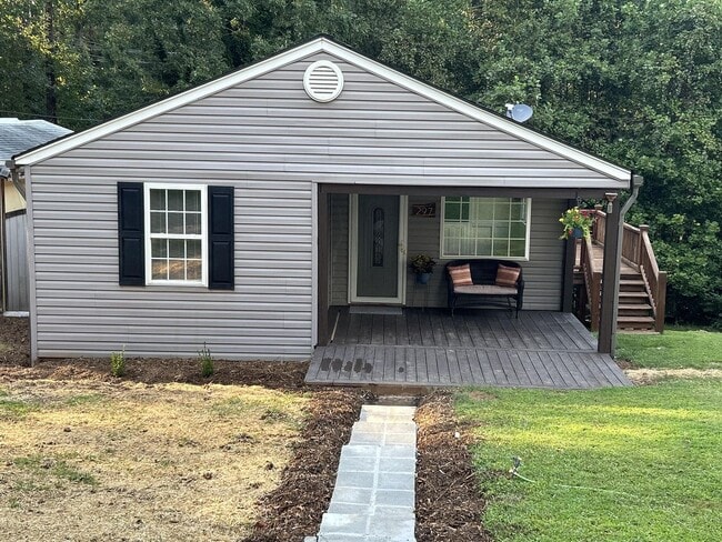 Photo - 297 Fife Dr