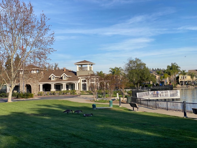 Photo - 1042 Tulloch Dr