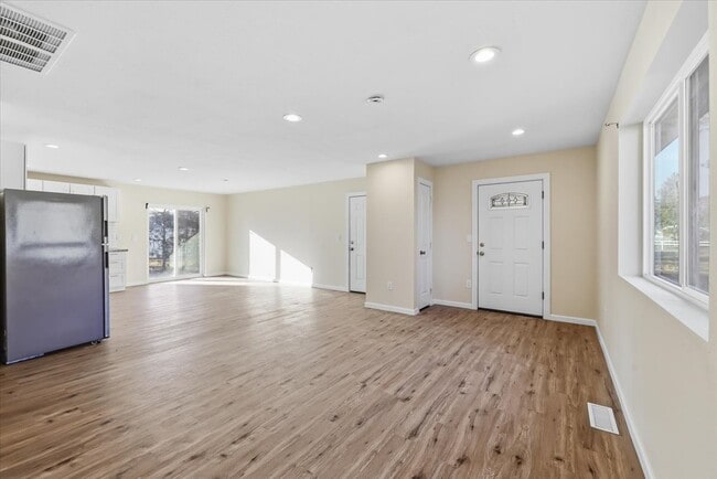 6429 Timber Dr