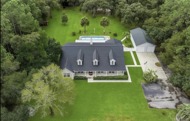 Building Photo - 1911 Tillman Ln