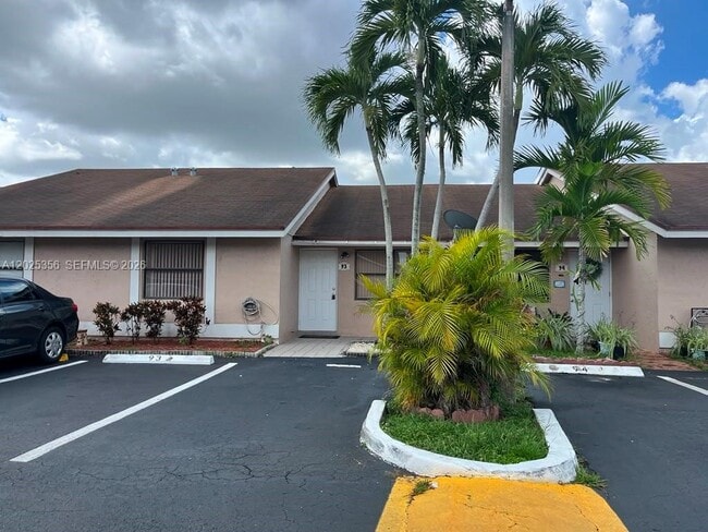 Building Photo - 15570 SW 76th Ln