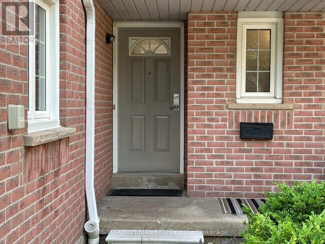 Photo - 5205 Glen Erin Dr