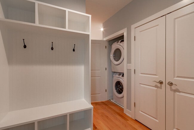 Photo - 4851 N Central Ave Unit 3W