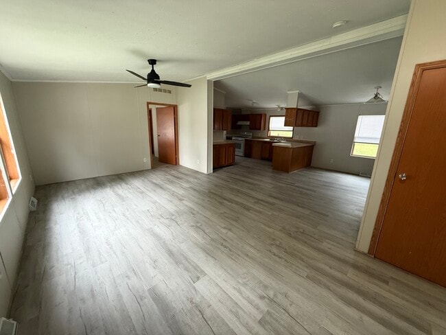Photo - 260 Timber Ln