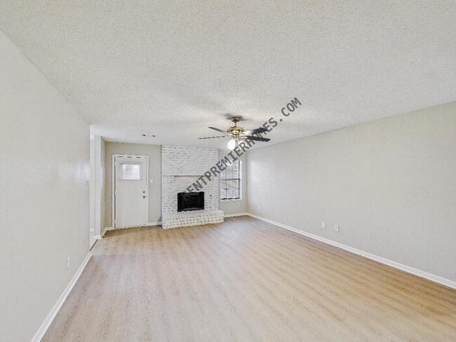 Photo - 509 Gamble Rd