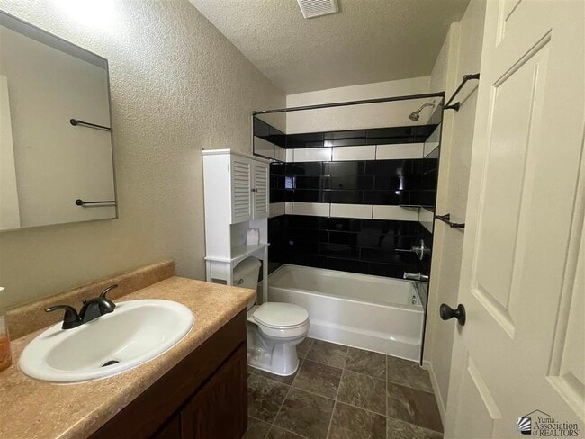 Photo - 9027 E 31st Ln