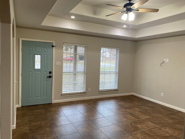 Photo - 116 Westpark St