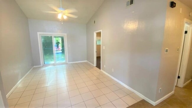 Photo - 6145 Greenon Ln