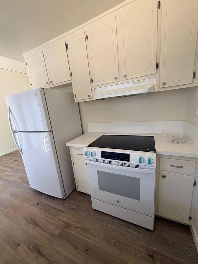 Photo - Halfplex in Central Davis